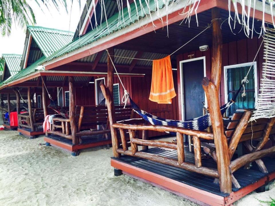 Beer'S House Bungalows เบียร์เฮ้าส์บังกะโล Ban Lamai Ngoại thất bức ảnh